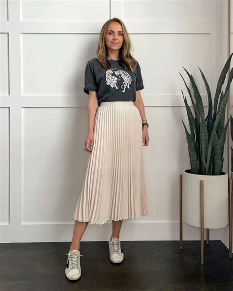 long skirt with sneakers outfit.